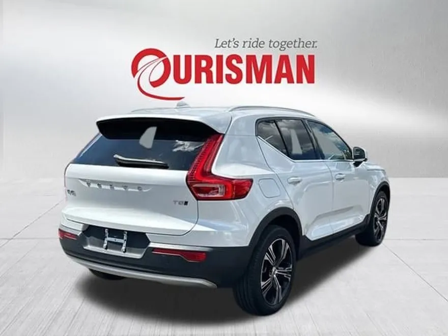 2022 Volvo XC40 T5 Inscription photo 1