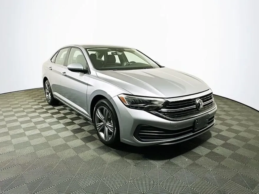 2024 Volkswagen Jetta 1.5T SE photo 1