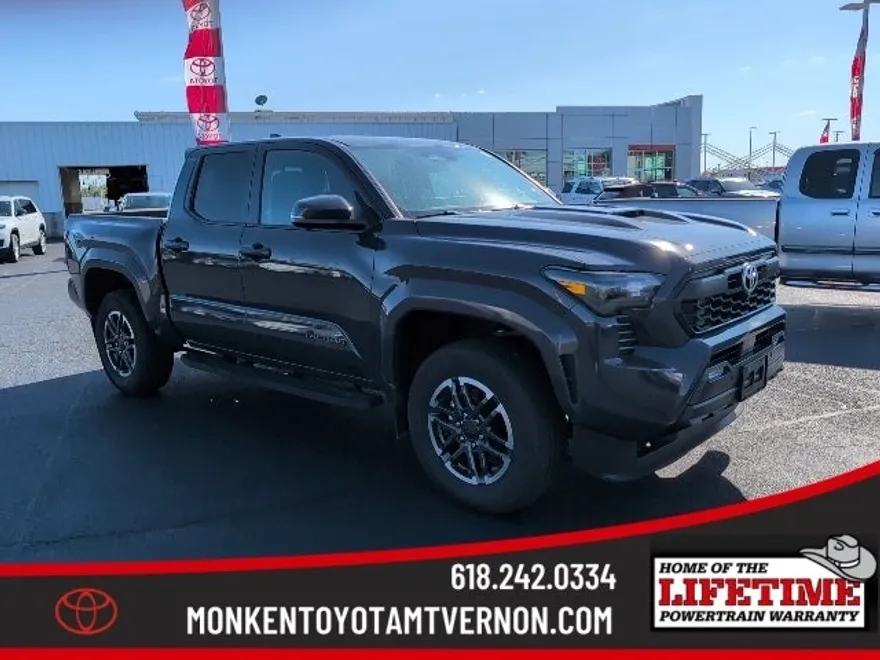 2024 Toyota Tacoma TRD Sport photo 1