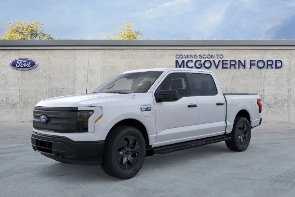 2025 Ford F-150 Lightning photo 1