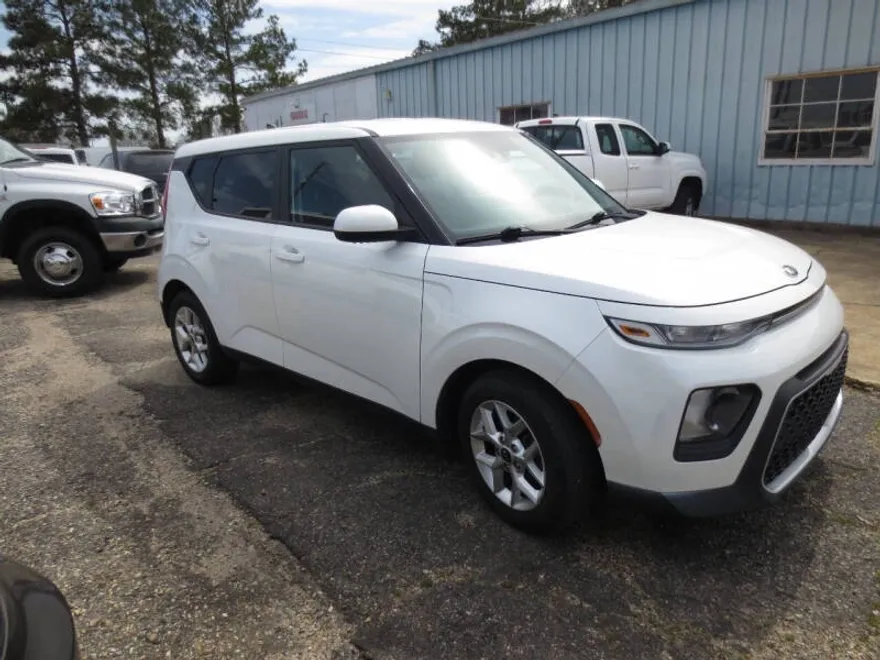 2021 Kia Soul S photo 1