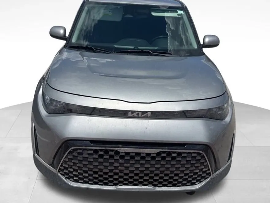 2023 Kia Soul EX photo 1