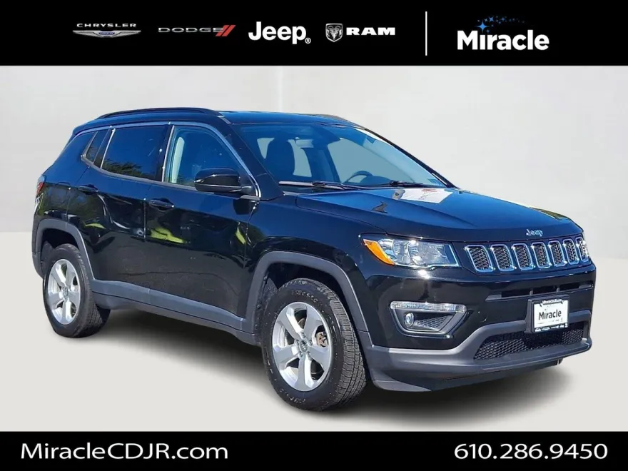 2020 Jeep Compass Latitude photo 1
