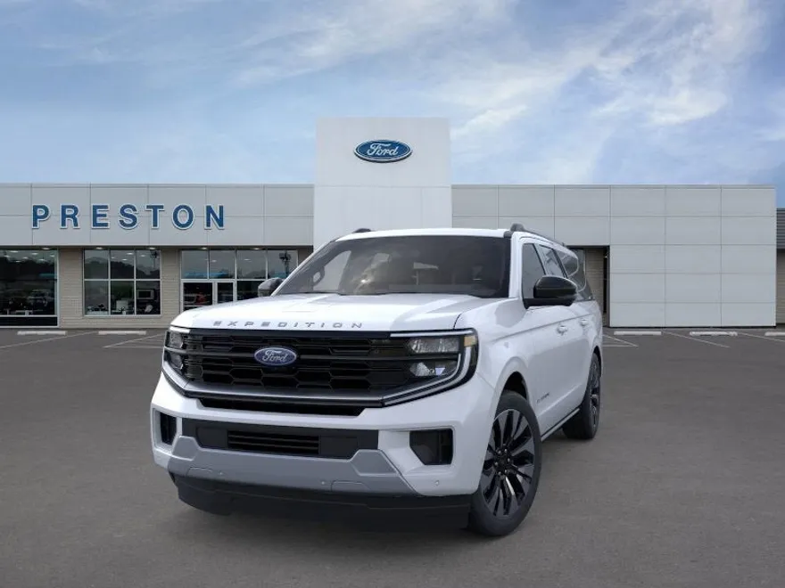 2025 Ford Expedition MAX Platinum photo 1