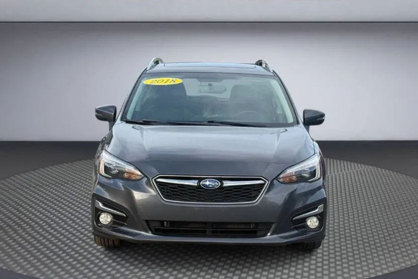 2018 Subaru Impreza Limited photo 1