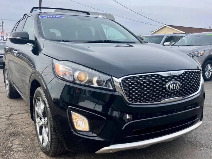 2016 Kia Sorento SX Limited V6 photo 1