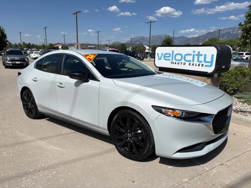 2024 Mazda Mazda3 2.5 Select Sport photo 1