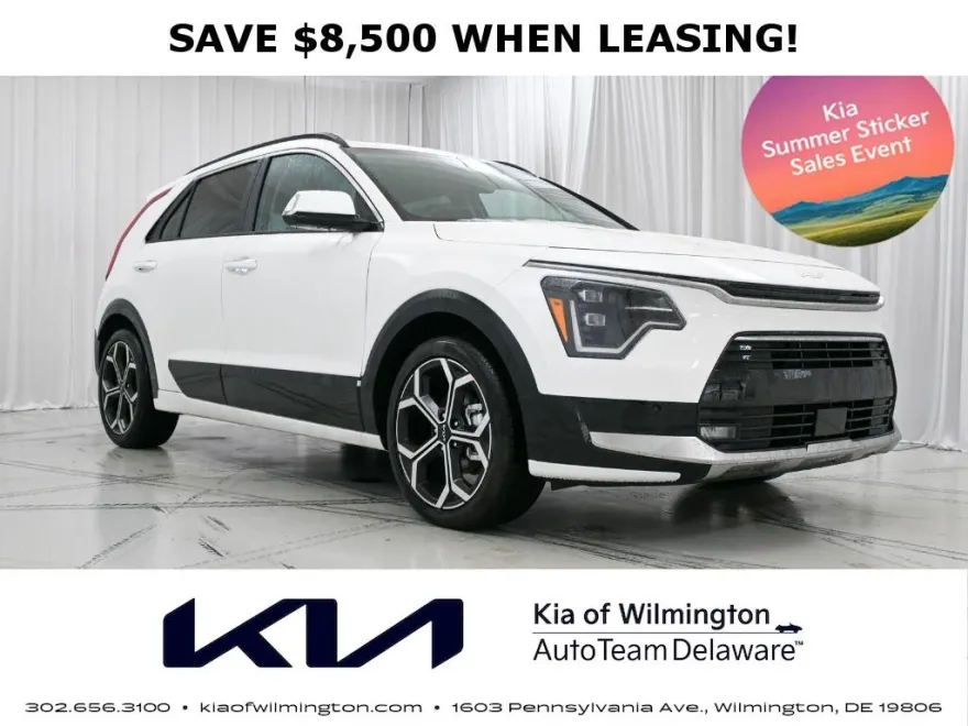 2025 Kia Niro Plug-In Hybrid SX Touring photo 1