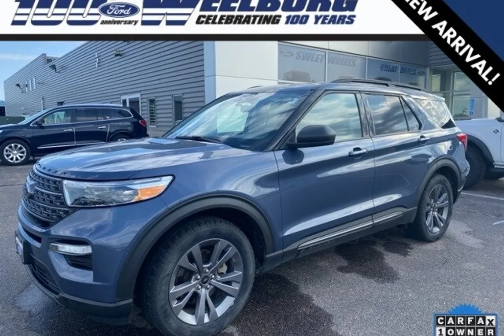 2021 Ford Explorer XLT photo 1