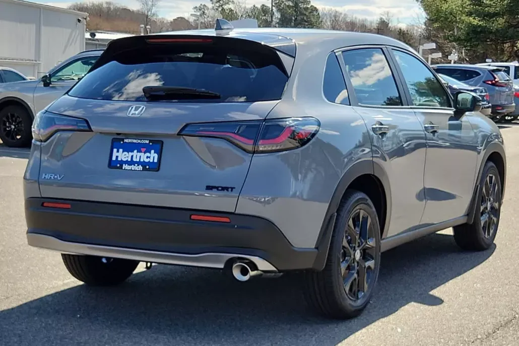 2025 Honda HR-V Sport photo 1