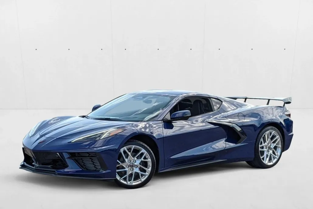 2025 Chevrolet Corvette Stingray 2LT photo 1