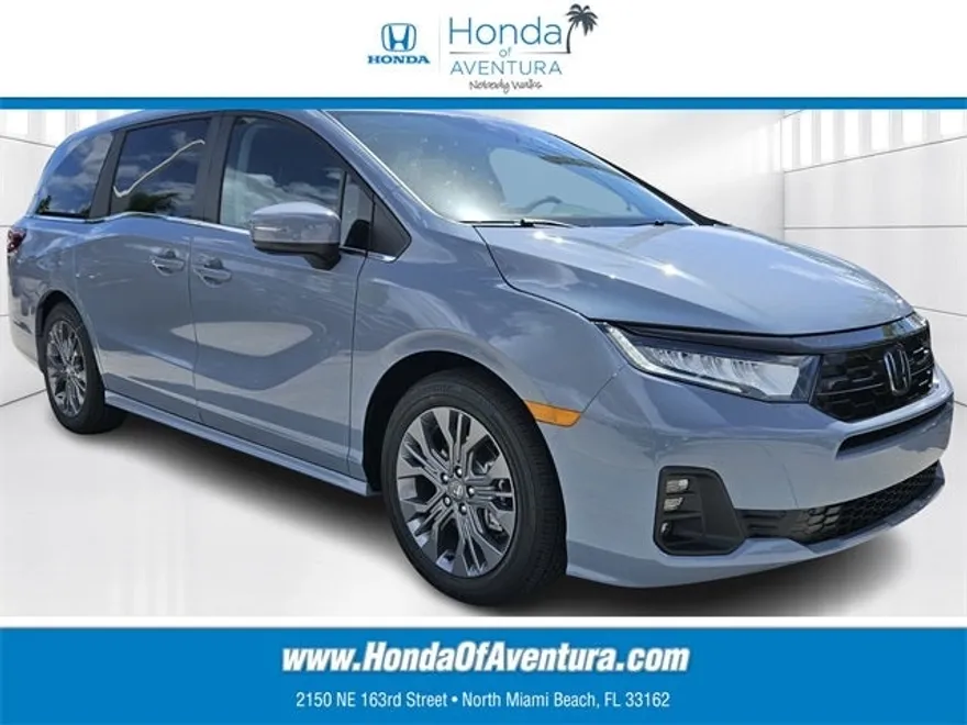 2026 Honda Odyssey Touring photo 1