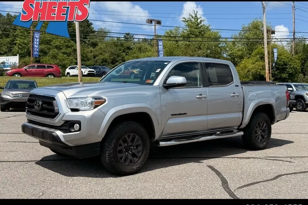 2023 Toyota Tacoma SR5 V6 photo 1