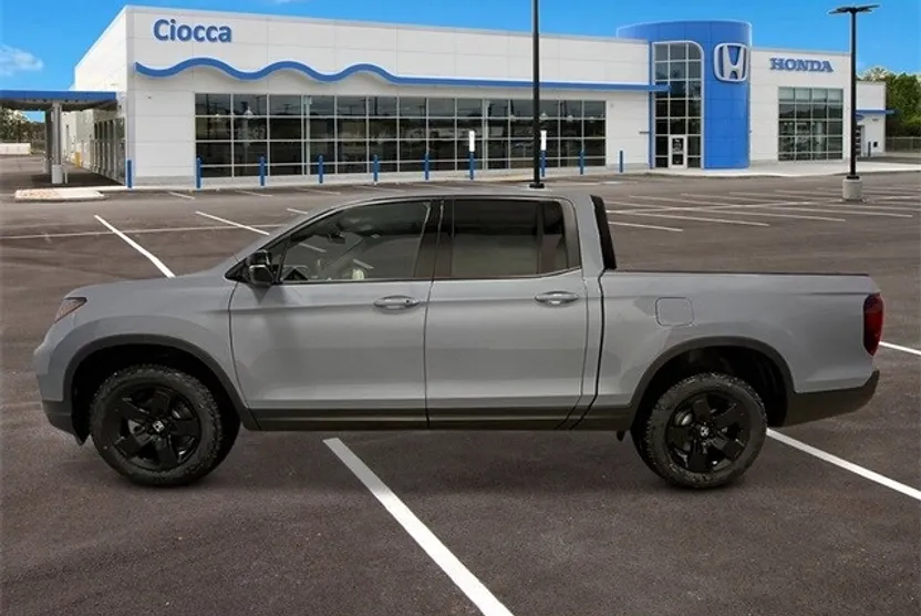 2026 Honda Ridgeline Black Edition photo 1
