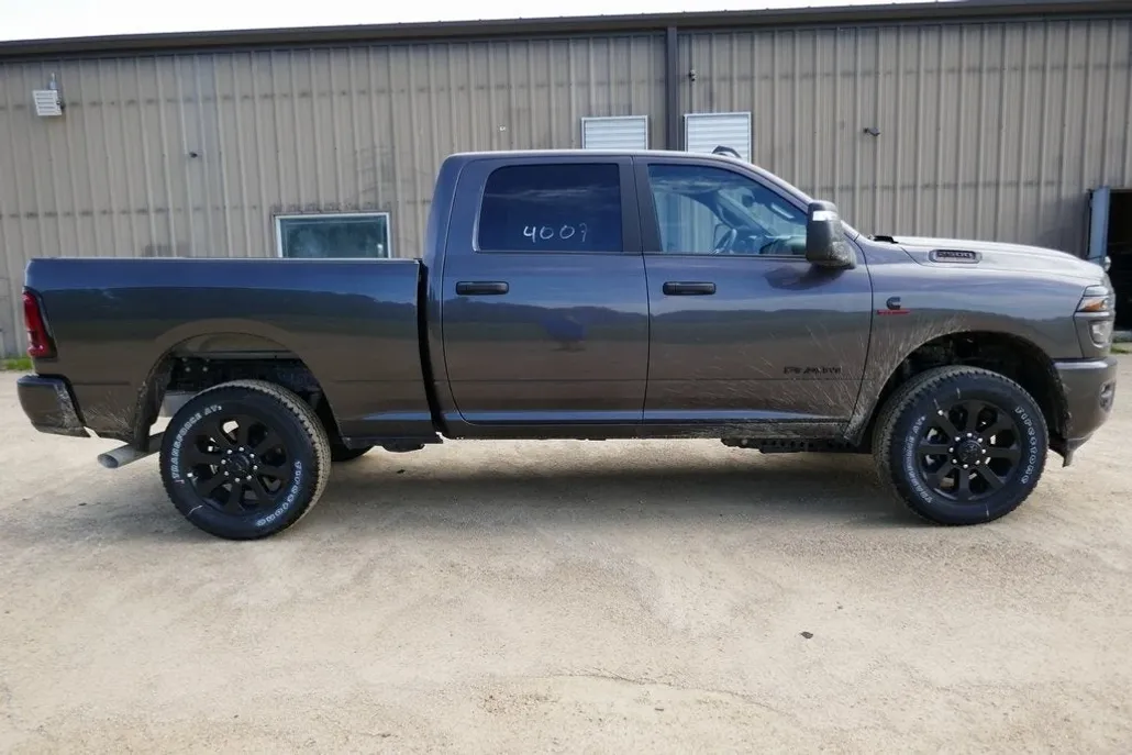 2025 Ram 2500 Big Horn photo 1
