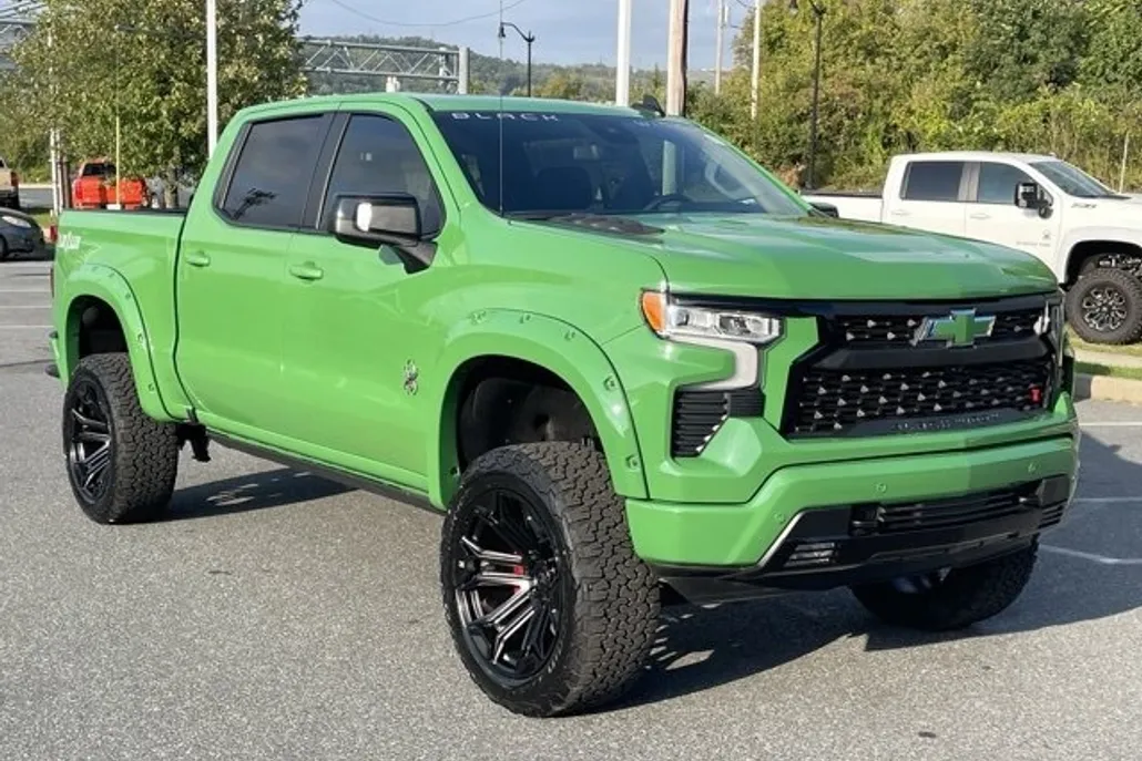 2025 Chevrolet Silverado 1500 RST photo 1