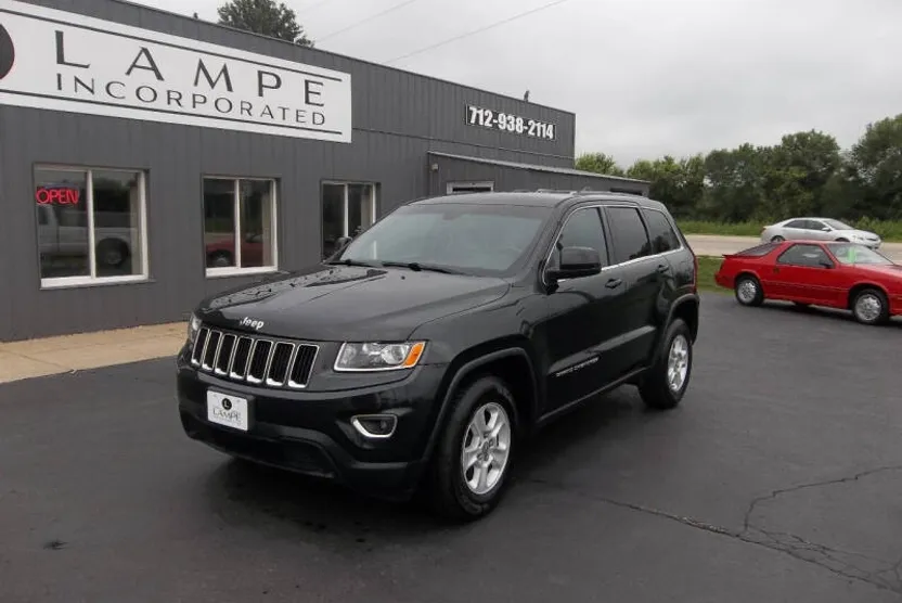 2015 Jeep Grand Cherokee Laredo photo 1