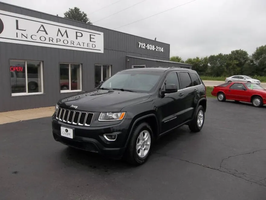 2015 Jeep Grand Cherokee Laredo photo 1