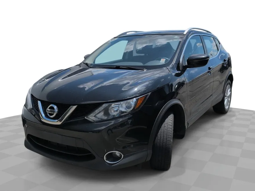 2017 Nissan Rogue Sport SV photo 1