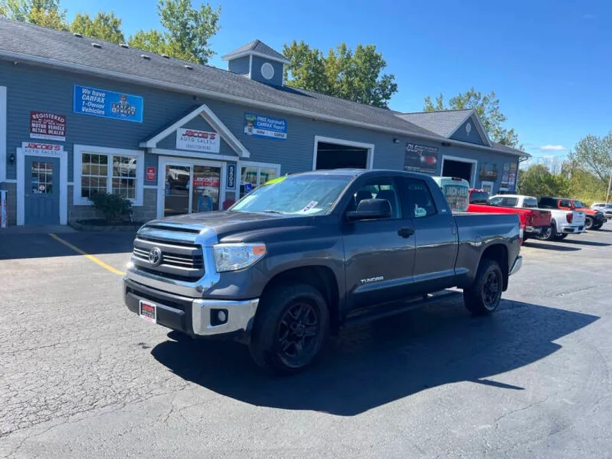 2015 Toyota Tundra SR5 Grade photo 1