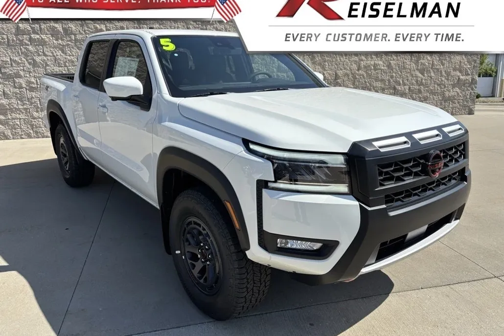 2025 Nissan Frontier PRO-4X photo 1
