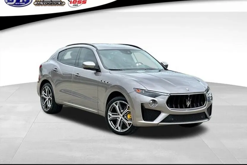 2019 Maserati Levante GTS photo 1