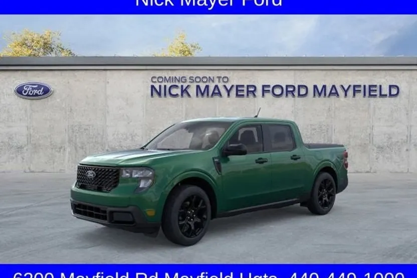 2025 Ford Maverick XLT photo 1