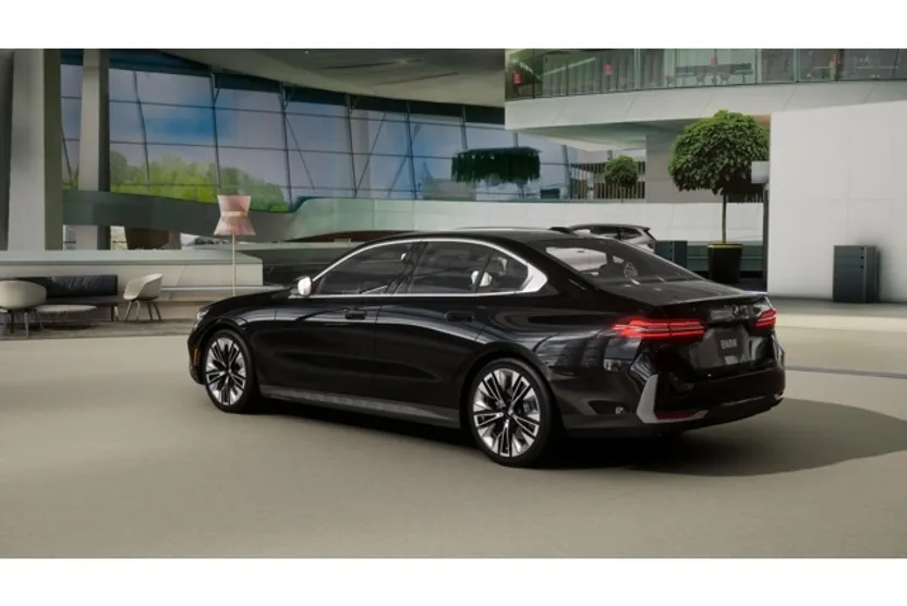 2026 Bmw 530i photo 1