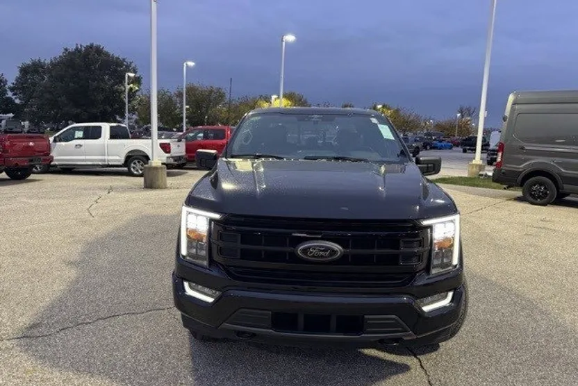 2023 Ford F-150 XLT photo 1