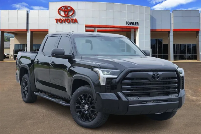 2026 Toyota Tundra SR5 CrewMax photo 1
