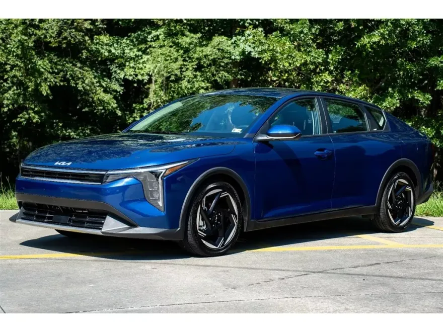 2025 Kia K4 EX photo 1