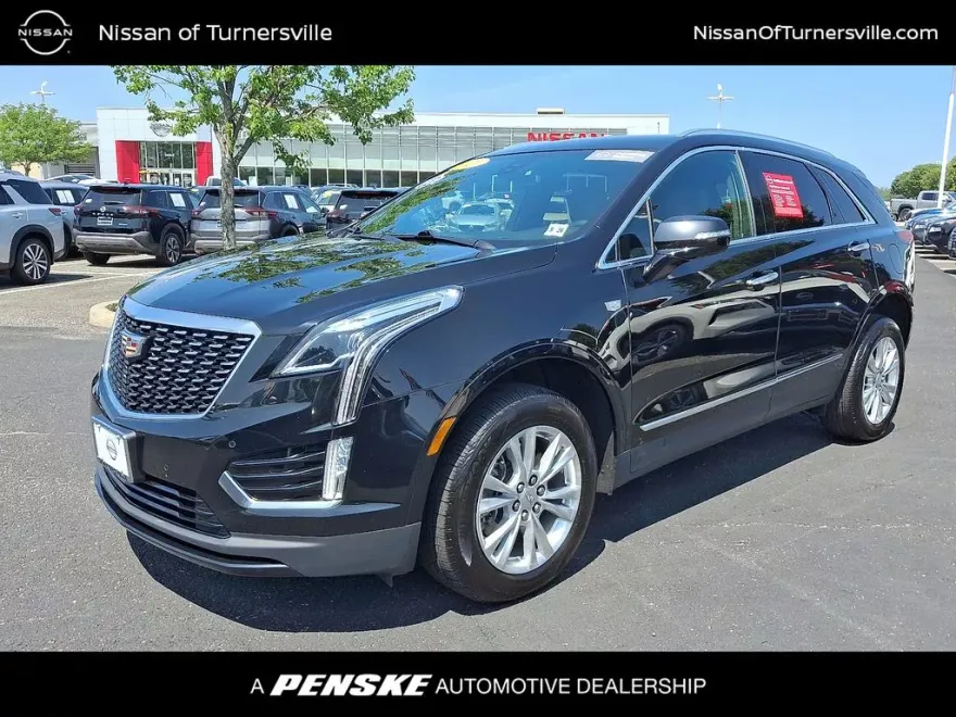 2021 Cadillac XT5 Luxury photo 1