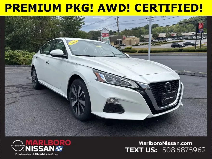 2022 Nissan Altima 2.5 SV photo 1