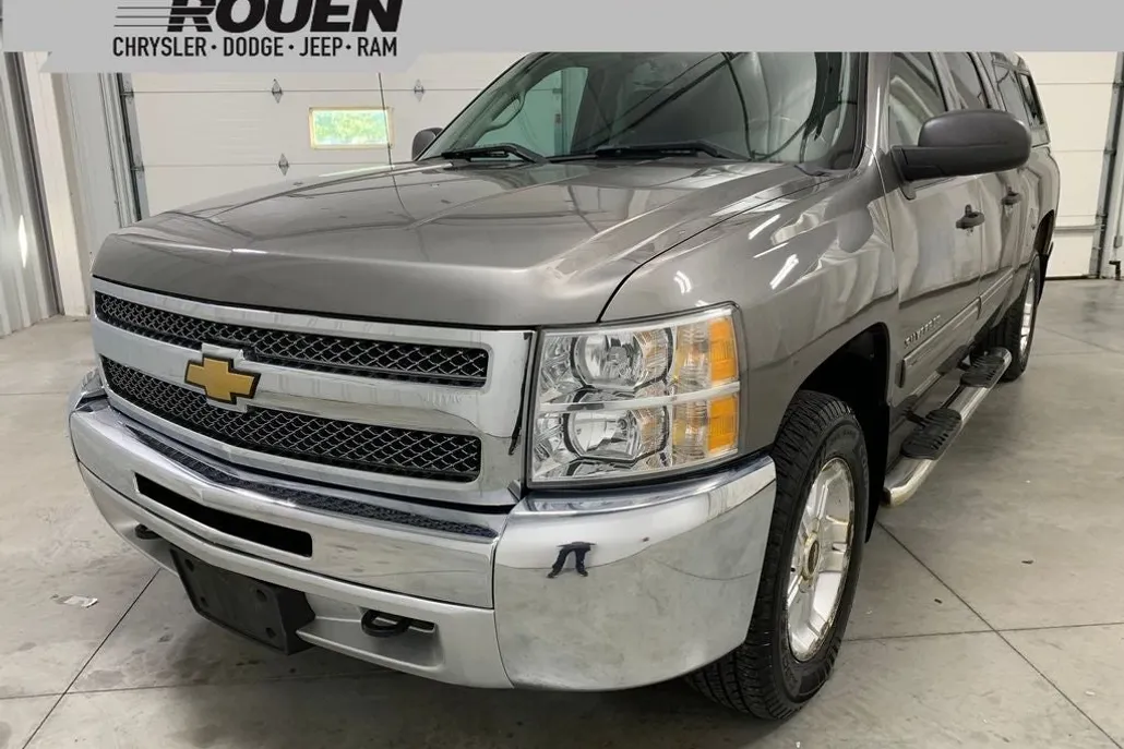 2013 Chevrolet Silverado 1500 LT photo 1