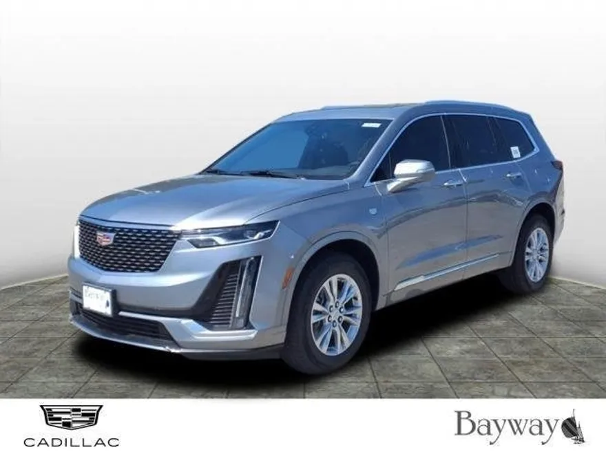2025 Cadillac XT6 Luxury photo 1