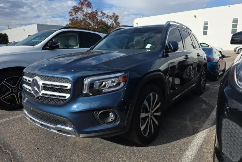 2020 Mercedes Benz GLB 250 4MATIC photo 1