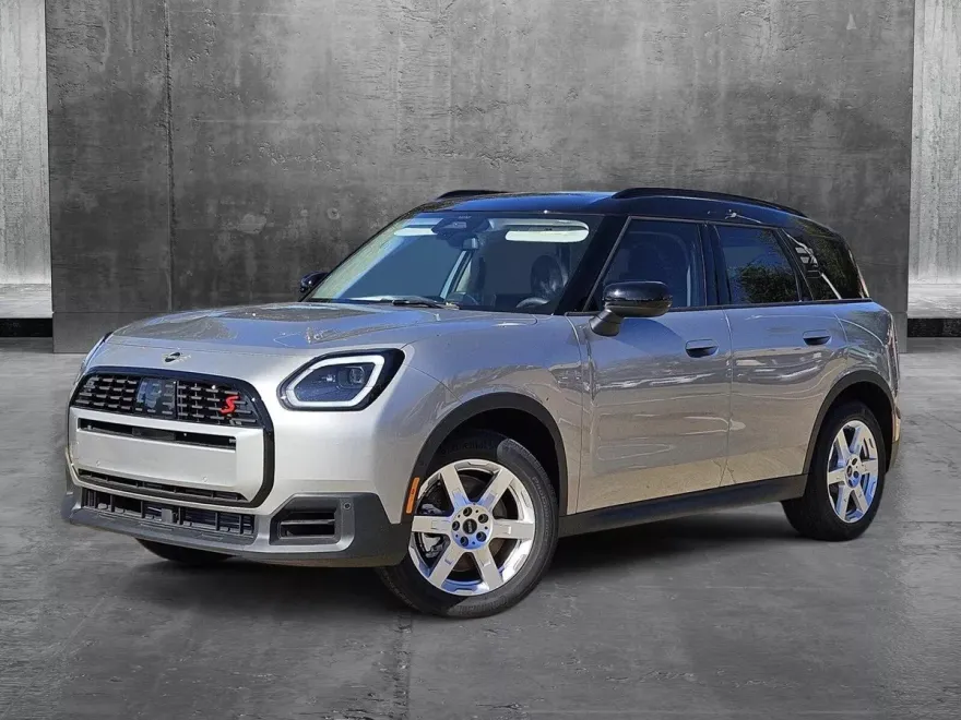 2025 Mini Countryman ALL4 Signature photo 1