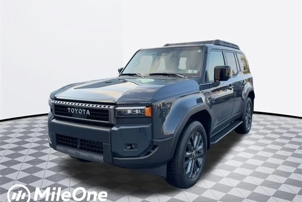 2025 Toyota Land Cruiser Base photo 1