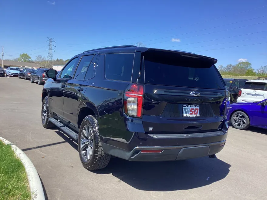 2021 Chevrolet Tahoe Z71 photo 1