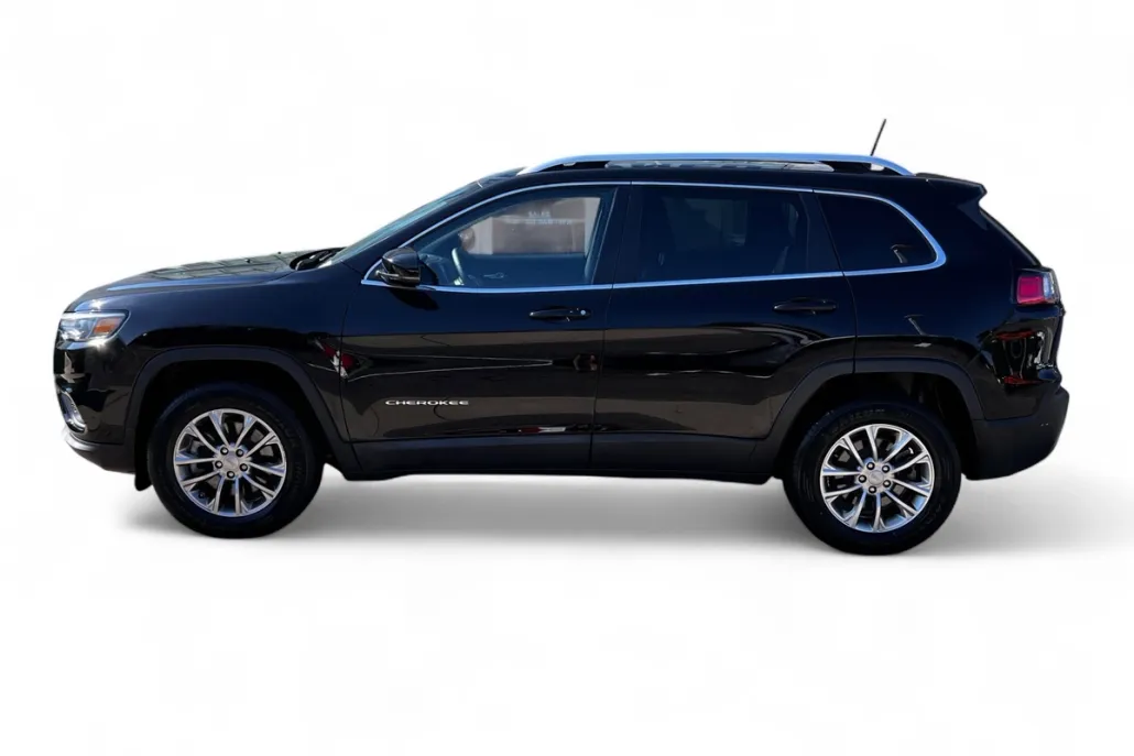 2021 Jeep Cherokee Latitude Lux photo 1