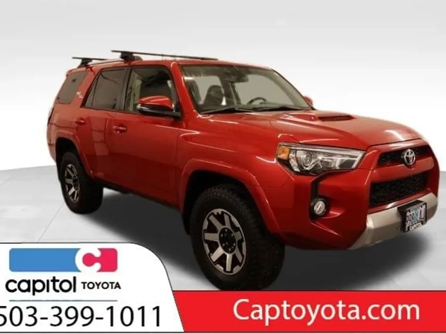 2018 Toyota 4Runner TRD Off-Road Premium photo 1