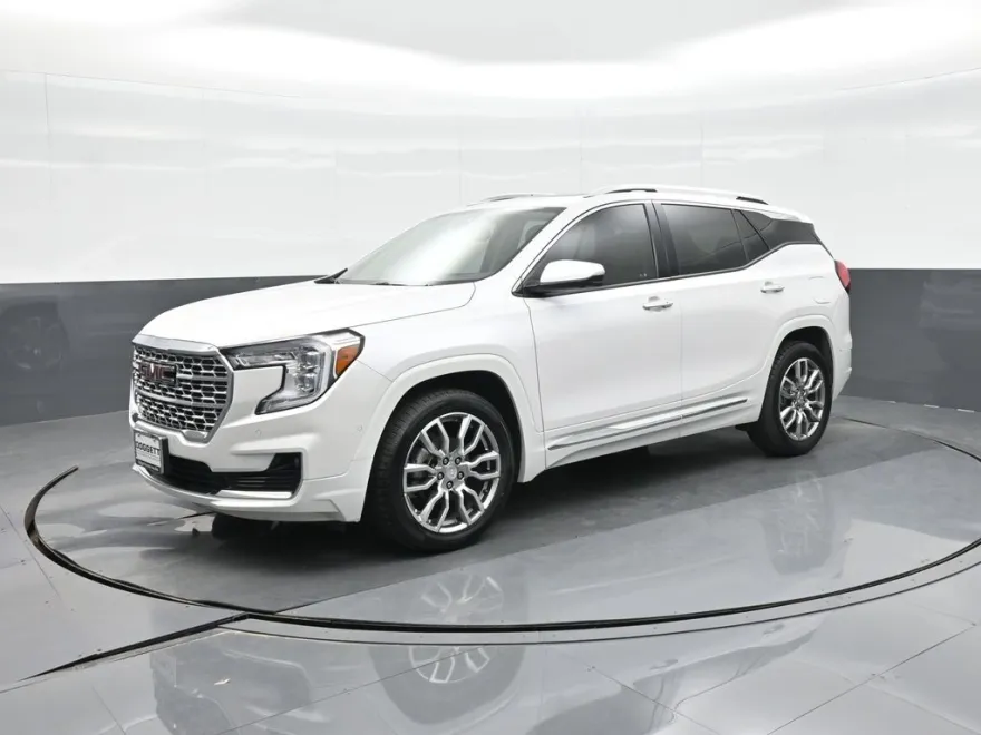 2022 Gmc Terrain Denali photo 1