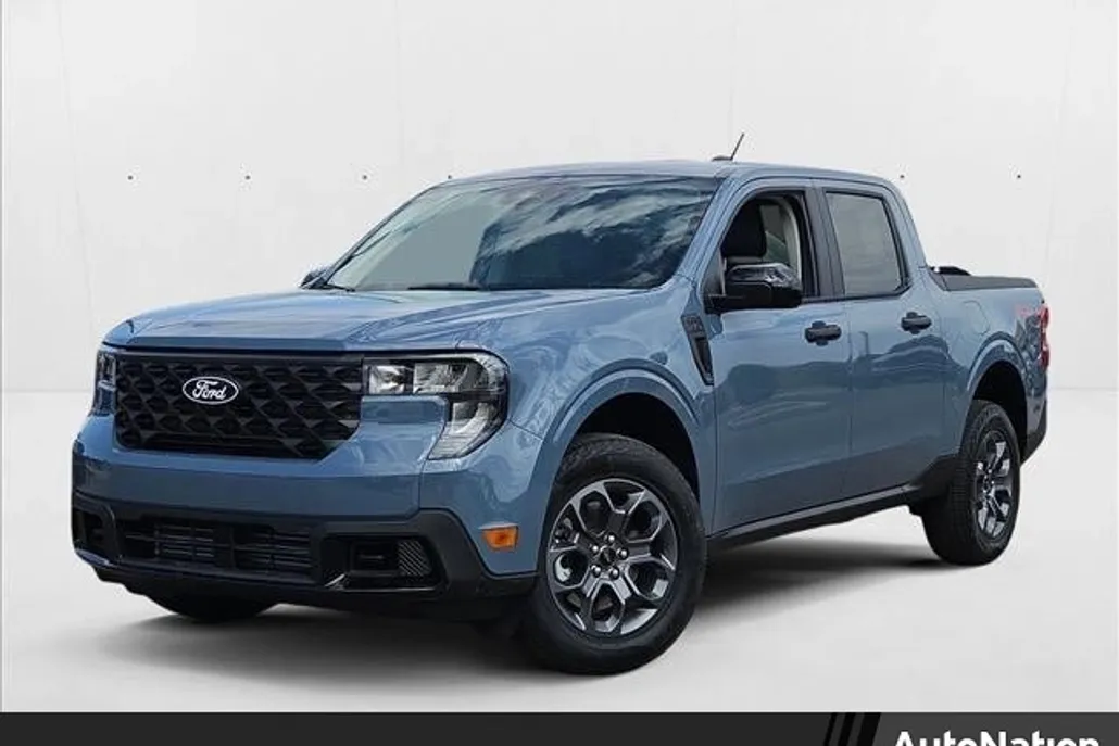 2025 Ford Maverick XLT photo 1