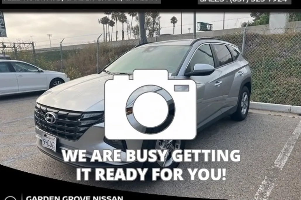 2024 Hyundai Tucson SEL photo 1