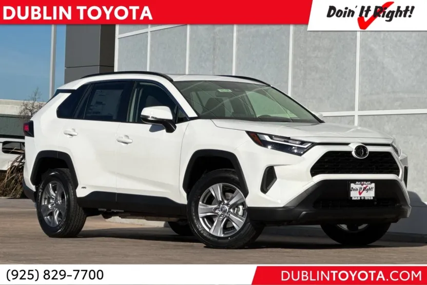2025 Toyota RAV4 Hybrid XLE photo 1