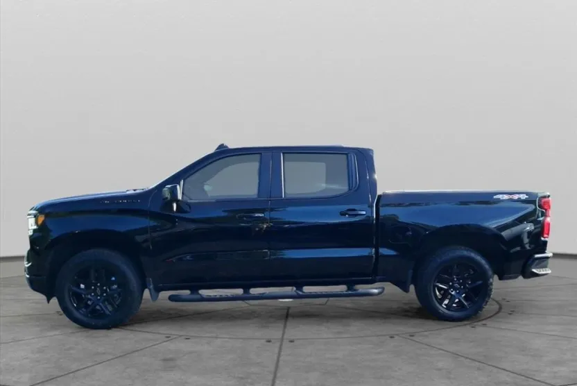 2023 Chevrolet Silverado 1500 RST photo 1