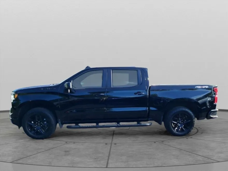 2023 Chevrolet Silverado 1500 RST photo 1
