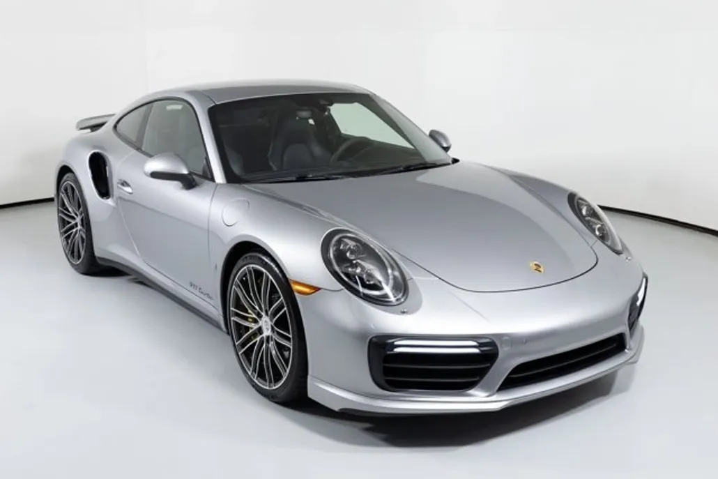 2018 Porsche 911 Turbo photo 1