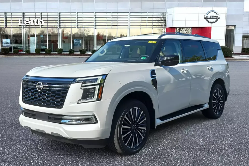 2025 Nissan Armada Platinum Reserve photo 1