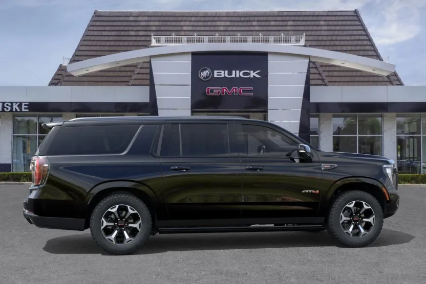 2026 Gmc Yukon XL AT4 photo 1